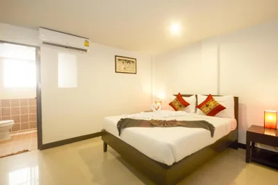 Economy Double Room - no window — Silver Resortel